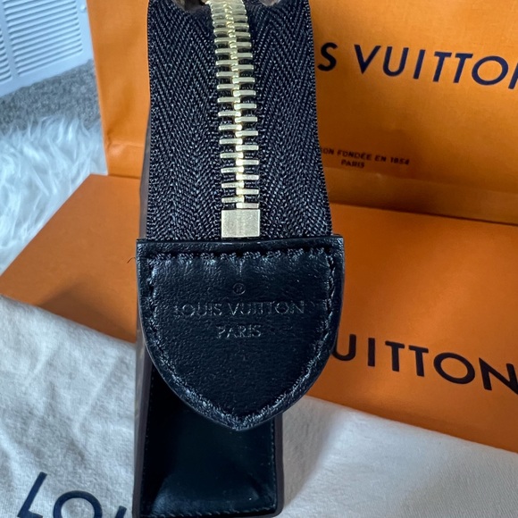 Sold! Poche toilette nm size 26 - Picture 6 of 10